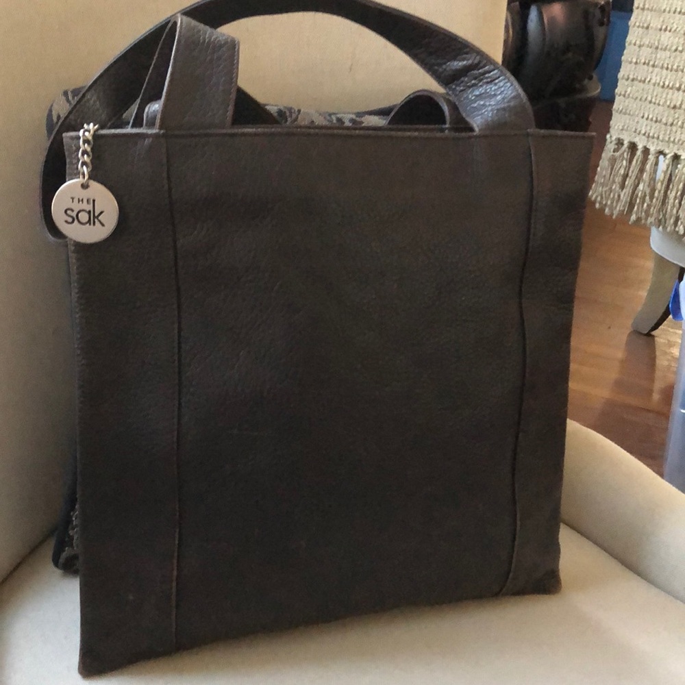 The ask purse